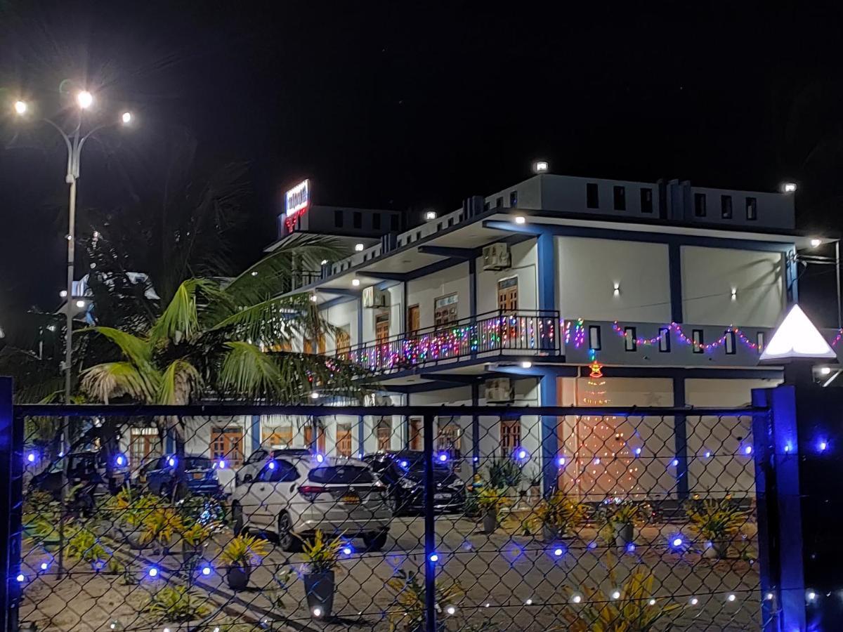 Victory'S Gardens Apartman Mannar Kültér fotó